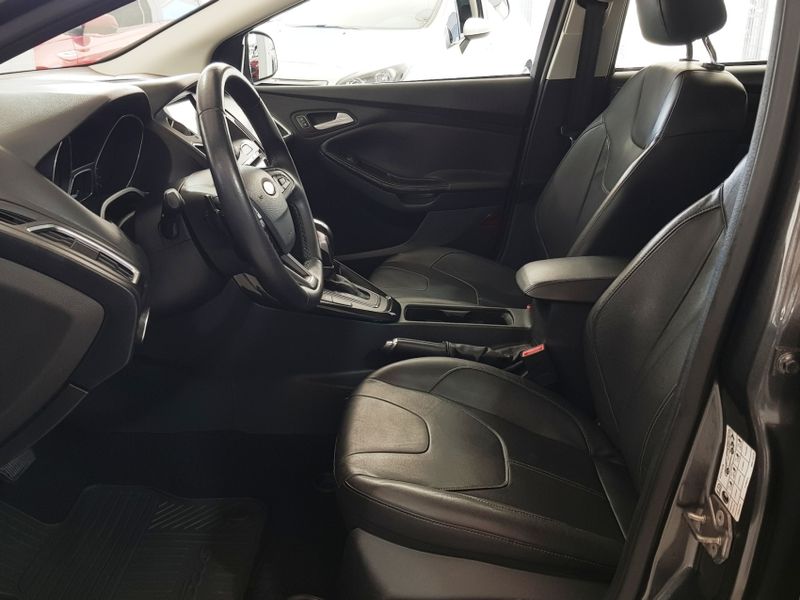 Ford FOCUS 2.0 TITANIUM PLUS 16V FLEX 4P POWERSHIFT 2018/2019 ADVANT AUTOMÓVEIS CAXIAS DO SUL / Carros no Vale Ford FOCUS 2.0 TITANIUM PLUS 16V FLEX 4P POWERSHIFT 2018/2019 ADVANT AUTOMÓVEIS CAXIAS DO SUL / Carros no Vale