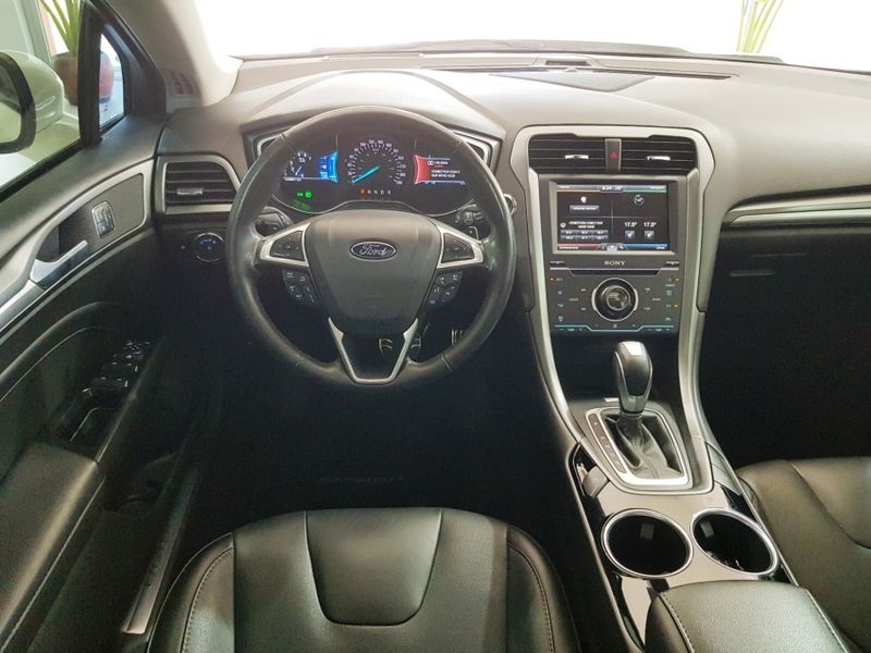 Ford FUSION 2.0 TITANIUM AWD 16V GASOLINA 4P AUTOMÁTICO 2013/2014 ADVANT AUTOMÓVEIS CAXIAS DO SUL / Carros no Vale Ford FUSION 2.0 TITANIUM AWD 16V GASOLINA 4P AUTOMÁTICO 2013/2014 ADVANT AUTOMÓVEIS CAXIAS DO SUL / Carros no Vale