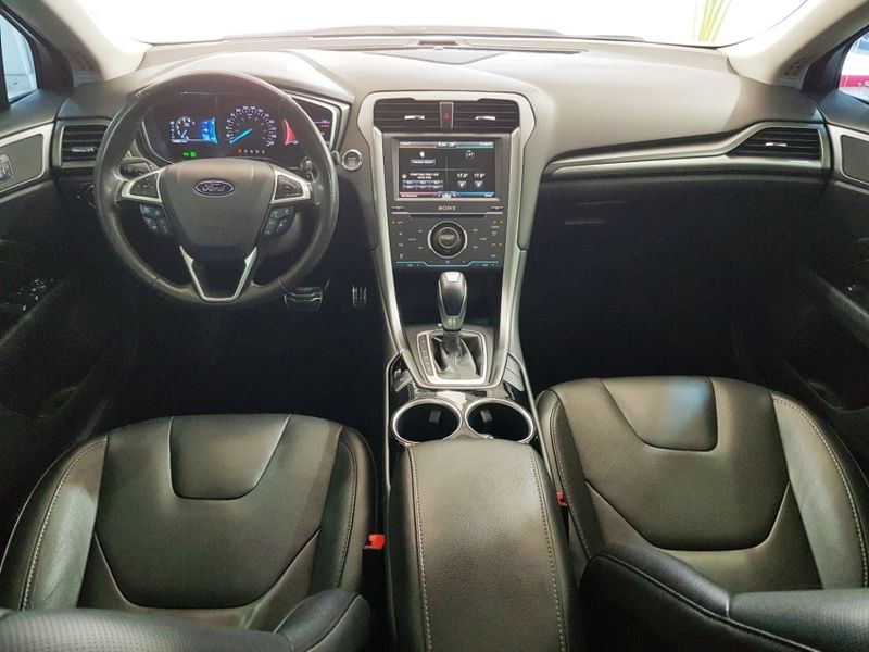 Ford FUSION 2.0 TITANIUM AWD 16V GASOLINA 4P AUTOMÁTICO 2013/2014 ADVANT AUTOMÓVEIS CAXIAS DO SUL / Carros no Vale Ford FUSION 2.0 TITANIUM AWD 16V GASOLINA 4P AUTOMÁTICO 2013/2014 ADVANT AUTOMÓVEIS CAXIAS DO SUL / Carros no Vale