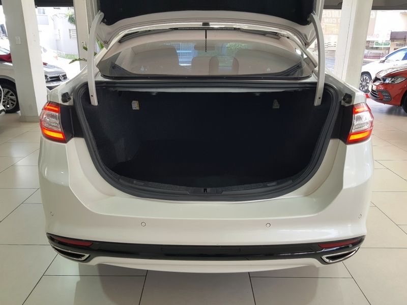 Ford FUSION 2.0 TITANIUM AWD 16V GASOLINA 4P AUTOMÁTICO 2013/2014 ADVANT AUTOMÓVEIS CAXIAS DO SUL / Carros no Vale Ford FUSION 2.0 TITANIUM AWD 16V GASOLINA 4P AUTOMÁTICO 2013/2014 ADVANT AUTOMÓVEIS CAXIAS DO SUL / Carros no Vale