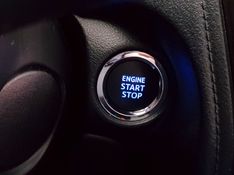 Toyota YARIS 1.5 16V FLEX SEDAN XLS MULTIDRIVE 2023/2024 ADVANT AUTOMÓVEIS CAXIAS DO SUL / Carros no Vale