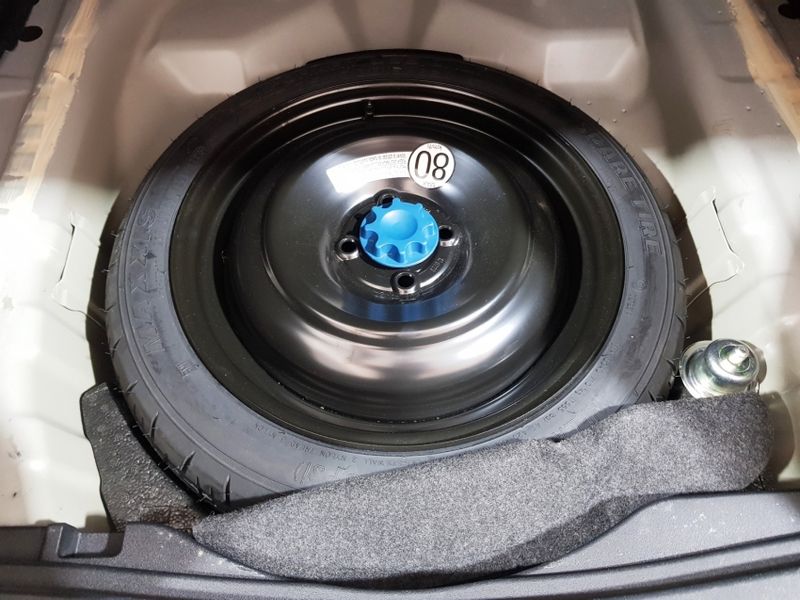 Toyota YARIS 1.5 16V FLEX SEDAN XLS MULTIDRIVE 2023/2024 ADVANT AUTOMÓVEIS CAXIAS DO SUL / Carros no Vale