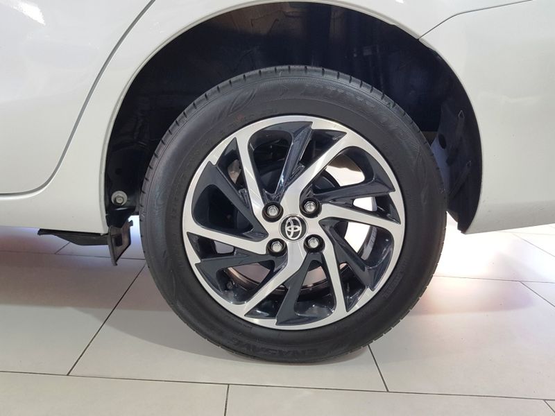 Toyota YARIS 1.5 16V FLEX SEDAN XLS MULTIDRIVE 2023/2024 ADVANT AUTOMÓVEIS CAXIAS DO SUL / Carros no Vale