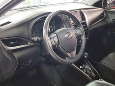 Toyota YARIS 1.5 16V FLEX SEDAN XLS MULTIDRIVE 2023/2024 ADVANT AUTOMÓVEIS CAXIAS DO SUL / Carros no Vale