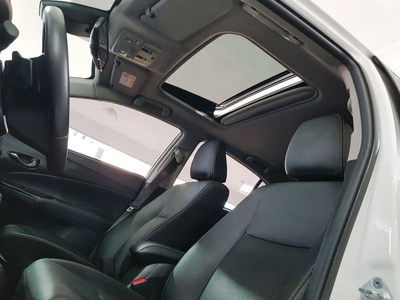 Toyota YARIS 1.5 16V FLEX SEDAN XLS MULTIDRIVE 2023/2024 ADVANT AUTOMÓVEIS CAXIAS DO SUL / Carros no Vale