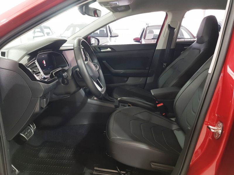 Volkswagen POLO 1.0 170 TSI HIGHLINE AUTOMÁTICO 2023/2024 ADVANT AUTOMÓVEIS CAXIAS DO SUL / Carros no Vale
