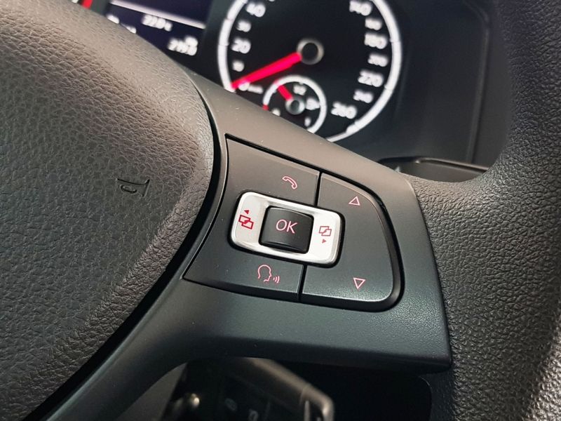 Volkswagen VIRTUS 1.6 MSI TOTAL FLEX MANUAL 2019/2020 ADVANT AUTOMÓVEIS CAXIAS DO SUL / Carros no Vale