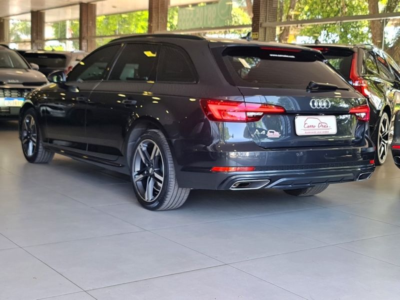 Audi A4 2.0 TFSI GASOLINA AVANT S LINE S TRONIC 2019/2019 CARRO DEZ NOVO HAMBURGO / Carros no Vale