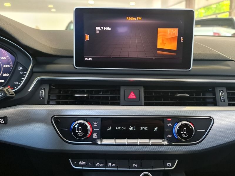 Audi A4 2.0 TFSI GASOLINA AVANT S LINE S TRONIC 2019/2019 CARRO DEZ NOVO HAMBURGO / Carros no Vale