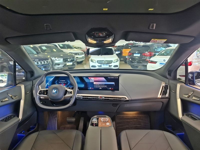 BMW IX ELÉTRICO XDRIVE40 2022/2023 CARRO DEZ NOVO HAMBURGO / Carros no Vale BMW IX ELÉTRICO XDRIVE40 2022/2023 CARRO DEZ NOVO HAMBURGO / Carros no Vale
