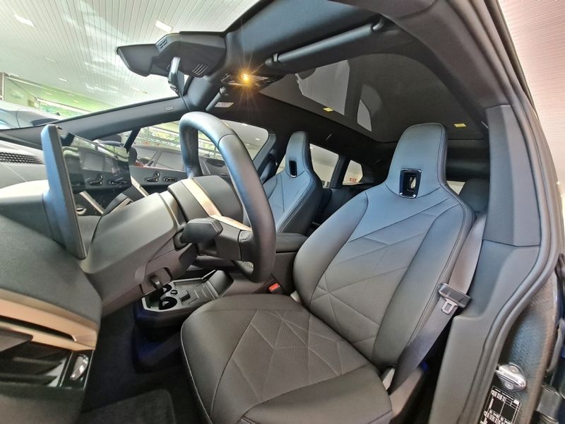 BMW IX ELÉTRICO XDRIVE40 2022/2023 CARRO DEZ NOVO HAMBURGO / Carros no Vale BMW IX ELÉTRICO XDRIVE40 2022/2023 CARRO DEZ NOVO HAMBURGO / Carros no Vale