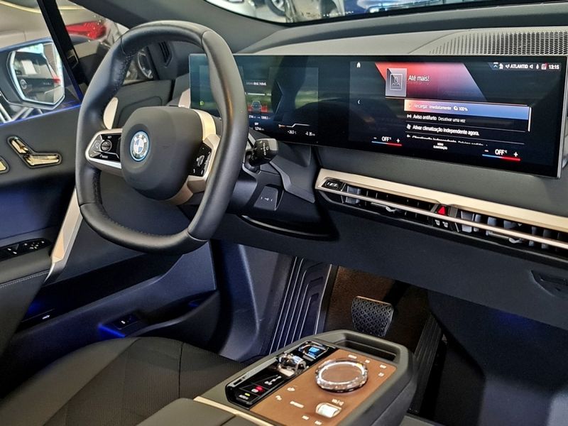 BMW IX ELÉTRICO XDRIVE40 2022/2023 CARRO DEZ NOVO HAMBURGO / Carros no Vale BMW IX ELÉTRICO XDRIVE40 2022/2023 CARRO DEZ NOVO HAMBURGO / Carros no Vale