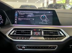 BMW X5 3.0 I6 TURBO HÍBRIDO XDRIVE45E M SPORT AUTOMÁTICO 2020/2021 CARRO DEZ NOVO HAMBURGO / Carros no Vale