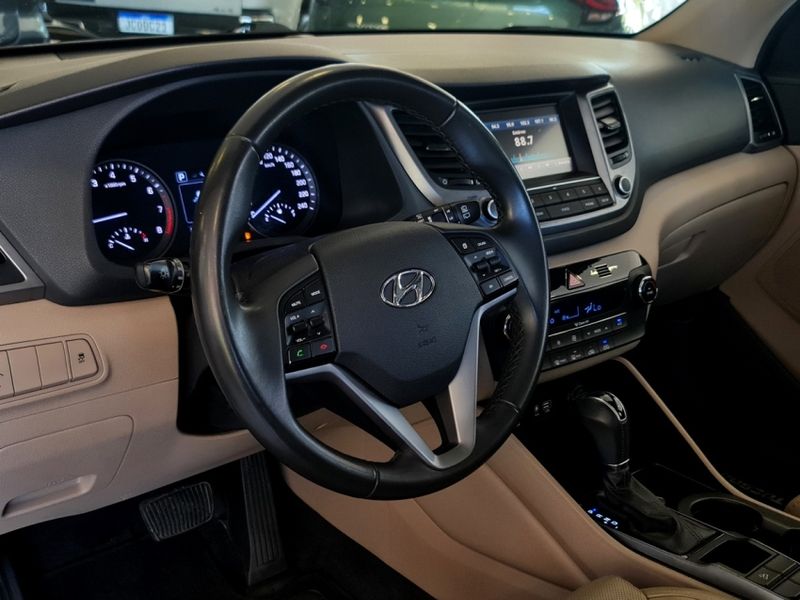 Hyundai TUCSON 1.6 16V T-GDI GASOLINA GLS ECOSHIFT 2018/2019 CARRO DEZ NOVO HAMBURGO / Carros no Vale Hyundai TUCSON 1.6 16V T-GDI GASOLINA GLS ECOSHIFT 2018/2019 CARRO DEZ NOVO HAMBURGO / Carros no Vale