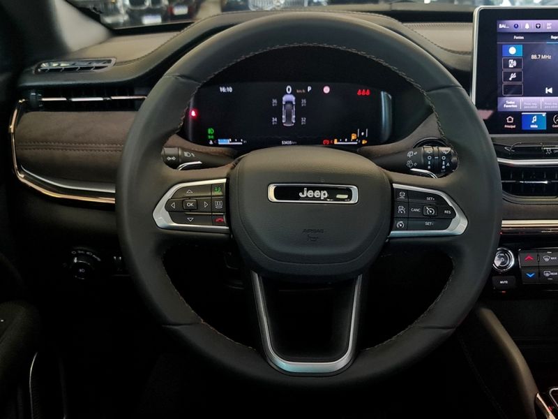 JEEP COMMANDER 2.0 TD380 TURBO DIESEL OVERLAND AT9 2022/2022 CARRO DEZ NOVO HAMBURGO / Carros no Vale