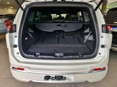 JEEP COMMANDER 2.0 TD380 TURBO DIESEL OVERLAND AT9 2022/2022 CARRO DEZ NOVO HAMBURGO / Carros no Vale