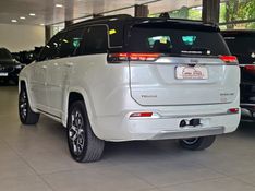 JEEP COMMANDER 2.0 TD380 TURBO DIESEL OVERLAND AT9 2022/2022 CARRO DEZ NOVO HAMBURGO / Carros no Vale