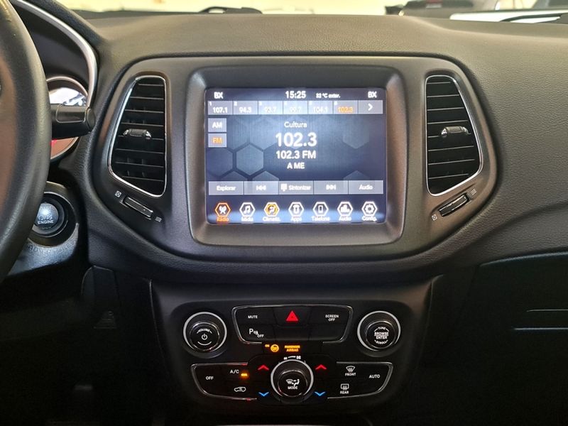 JEEP COMPASS 2.0 16V FLEX LONGITUDE AUTOMÁTICO 2019/2020 CARRO DEZ NOVO HAMBURGO / Carros no Vale JEEP COMPASS 2.0 16V FLEX LONGITUDE AUTOMÁTICO 2019/2020 CARRO DEZ NOVO HAMBURGO / Carros no Vale