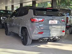 JEEP COMPASS 2.0 HURRICANE 4 TURBO GASOLINA BLACKHAWK AT9 2024/2025 CARRO DEZ NOVO HAMBURGO / Carros no Vale