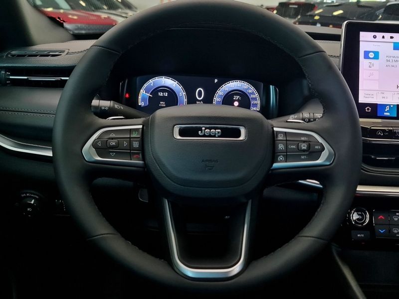 JEEP COMPASS 2.0 HURRICANE 4 TURBO GASOLINA OVERLAND AT9 2024/2025 CARRO DEZ NOVO HAMBURGO / Carros no Vale JEEP COMPASS 2.0 HURRICANE 4 TURBO GASOLINA OVERLAND AT9 2024/2025 CARRO DEZ NOVO HAMBURGO / Carros no Vale