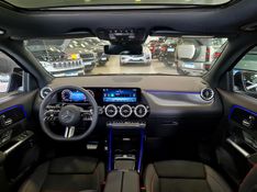Mercedes-Benz GLA 200 1.3 MHEV AMG LINE 7G-DCT 2024/2024 CARRO DEZ NOVO HAMBURGO / Carros no Vale