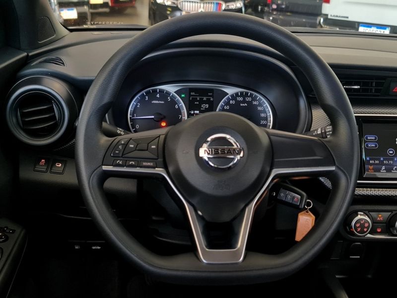 Nissan KICKS 1.6 16V FLEXSTART S 4P MANUAL 2019/2020 CARRO DEZ NOVO HAMBURGO / Carros no Vale
