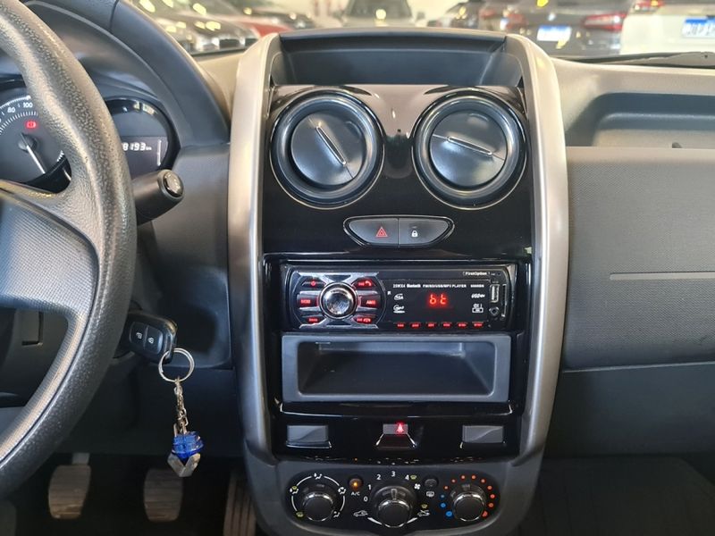 Renault DUSTER OROCH 1.6 16V SCE FLEX EXPRESS MANUAL 2021/2022 CARRO DEZ NOVO HAMBURGO / Carros no Vale