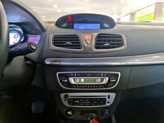 Renault FLUENCE 2.0 DYNAMIQUE PLUS 16V FLEX 4P AUTOMÁTICO 2017/2018 CARRO DEZ NOVO HAMBURGO / Carros no Vale