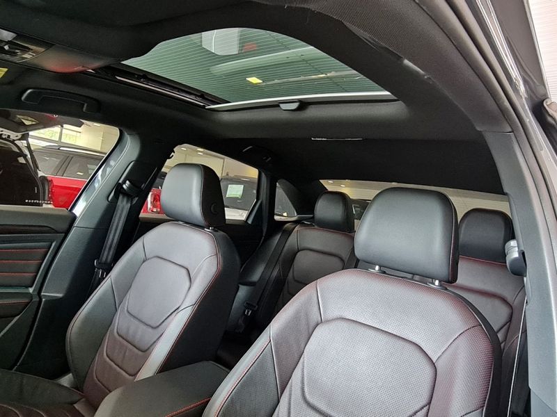 Volkswagen JETTA 2.0 350 TSI GASOLINA GLI DSG 2023/2024 CARRO DEZ NOVO HAMBURGO / Carros no Vale