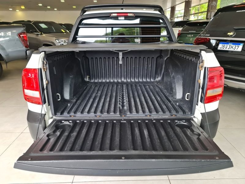 Volkswagen SAVEIRO 1.6 MSI ROBUST CD 8V FLEX 2P MANUAL 2018/2018 CARRO DEZ NOVO HAMBURGO / Carros no Vale