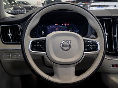 Volvo XC60 2.0 T8 HYBRID INSCRIPTION AWD GEARTRONIC 2021/2022 CARRO DEZ NOVO HAMBURGO / Carros no Vale