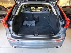 Volvo XC60 2.0 T8 HYBRID MOMENTUM AWD GEARTRONIC 2020/2021 CARRO DEZ NOVO HAMBURGO / Carros no Vale