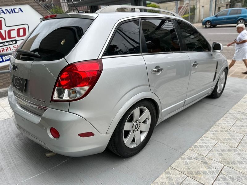 Chevrolet CAPTIVA 2.4 SFI ECOTEC FWD 16V GASOLINA 4P AUTOMÁTICO 2011/2011 CARRO AUTOMARCAS CAXIAS DO SUL / Carros no Vale