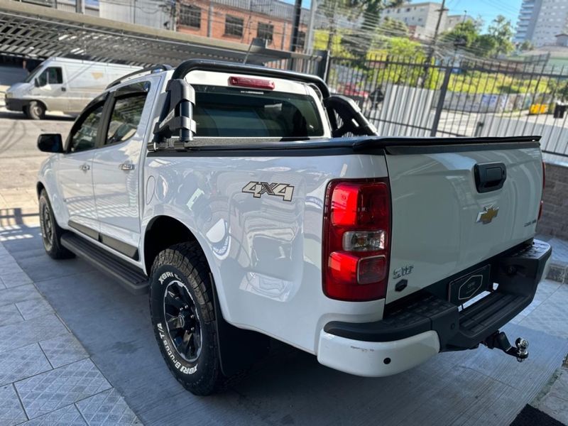 Chevrolet S10 2.8 16V TURBO DIESEL LS CD 4X4 MANUAL 2021/2022 CARRO AUTOMARCAS CAXIAS DO SUL / Carros no Vale