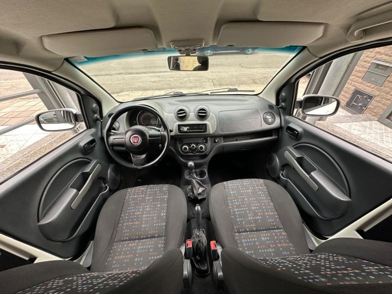 Fiat UNO 1.0 EVO VIVACE 8V FLEX 4P MANUAL 2013/2014 CARRO AUTOMARCAS CAXIAS DO SUL / Carros no Vale