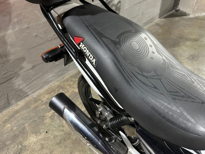 Honda Motos CG 125 CARGO 2013/2013 CARRO AUTOMARCAS CAXIAS DO SUL / Carros no Vale Honda Motos CG 125 CARGO 2013/2013 CARRO AUTOMARCAS CAXIAS DO SUL / Carros no Vale