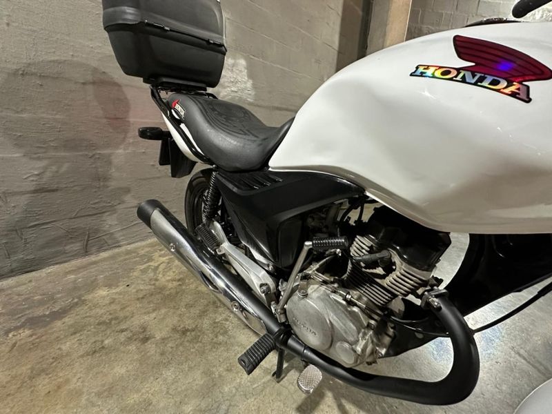 Honda Motos CG 125 CARGO 2013/2013 CARRO AUTOMARCAS CAXIAS DO SUL / Carros no Vale Honda Motos CG 125 CARGO 2013/2013 CARRO AUTOMARCAS CAXIAS DO SUL / Carros no Vale