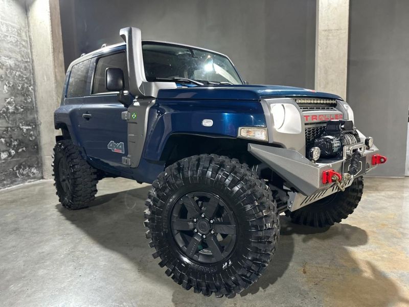 Troller T4 3.2 XLT 4X4 20V TURBO INTERCOOLER DIESEL 2P MANUAL 2014/2015 CARRO AUTOMARCAS CAXIAS DO SUL / Carros no Vale