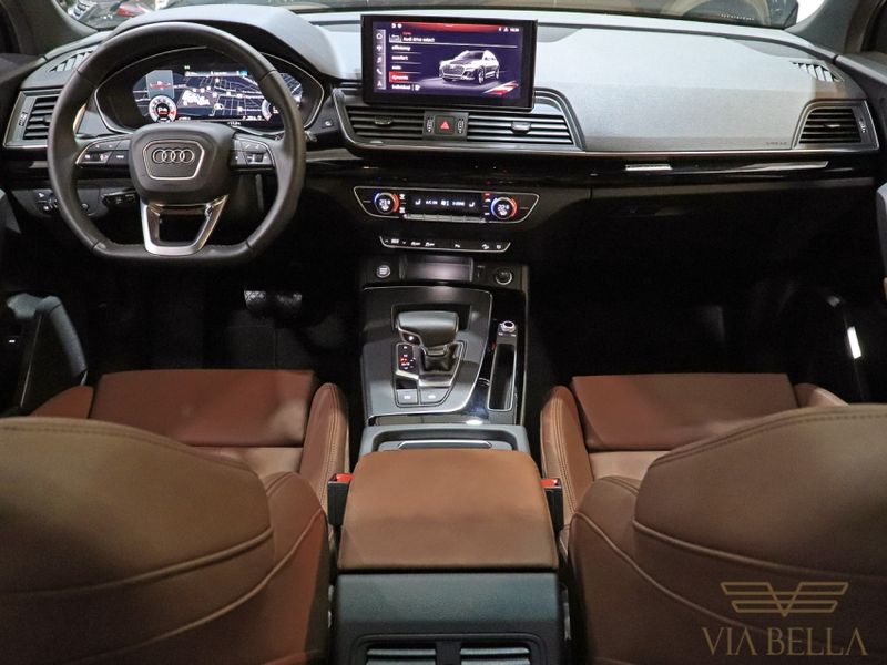 Audi Q5 2.0 45 TFSI GASOLINA S LINE BLACK QUATTRO S TRONIC 2021/2021 VIA BELLA VEÍCULOS ESPECIAIS CAXIAS DO SUL / Carros no Vale