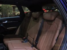 Audi Q5 2.0 45 TFSI GASOLINA S LINE BLACK QUATTRO S TRONIC 2021/2021 VIA BELLA VEÍCULOS ESPECIAIS CAXIAS DO SUL / Carros no Vale