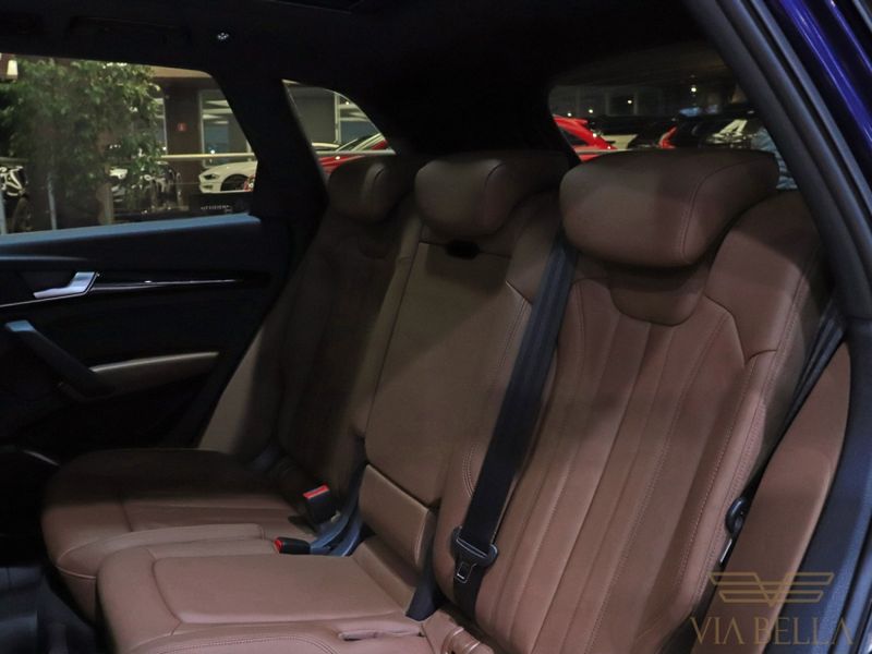 Audi Q5 2.0 45 TFSI GASOLINA S LINE BLACK QUATTRO S TRONIC 2021/2021 VIA BELLA VEÍCULOS ESPECIAIS CAXIAS DO SUL / Carros no Vale