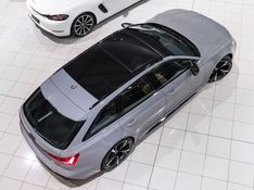 Audi RS6 4.0 AVANT V8 TWINTURBO MHEV TIPTRONIC 2022/2023 VIA BELLA VEÍCULOS ESPECIAIS CAXIAS DO SUL / Carros no Vale