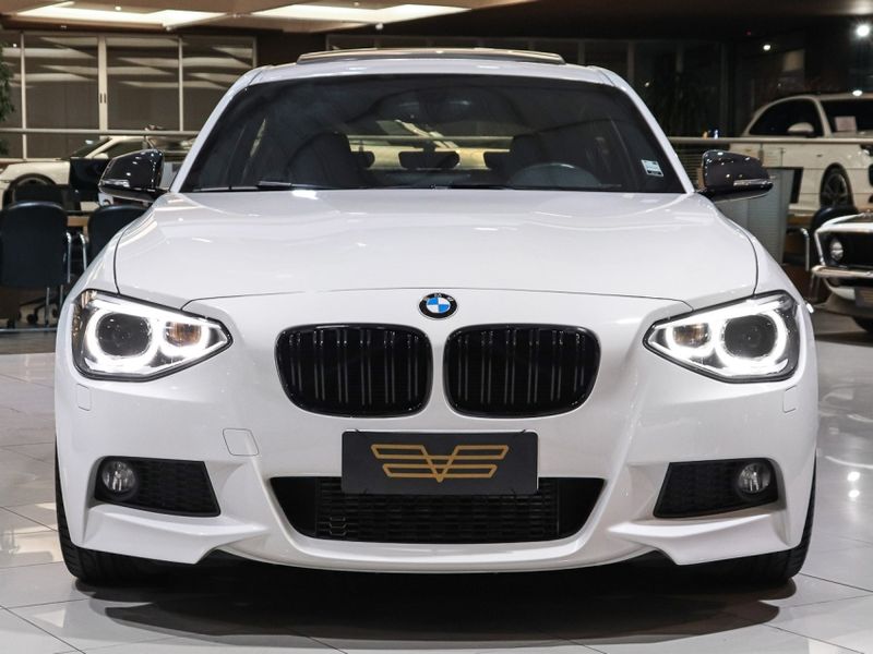 BMW 125i 2.0 M SPORT 16V FLEX 4P AUTOMÁTICO 2014/2015 VIA BELLA VEÍCULOS ESPECIAIS CAXIAS DO SUL / Carros no Vale