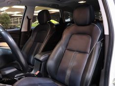 Chevrolet TRACKER 1.2 TURBO FLEX PREMIER AUTOMÁTICO 2021/2022 VIA BELLA VEÍCULOS ESPECIAIS CAXIAS DO SUL / Carros no Vale