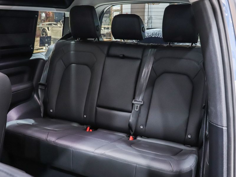 Land Rover DEFENDER 3.0 D300 TURBO DIESEL MHEV 90 HSE AWD AUTOMÁTICO 2023/2023 VIA BELLA VEÍCULOS ESPECIAIS CAXIAS DO SUL / Carros no Vale