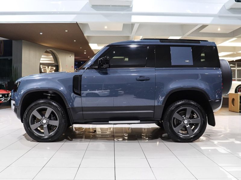 Land Rover DEFENDER 3.0 D300 TURBO DIESEL MHEV 90 HSE AWD AUTOMÁTICO 2023/2023 VIA BELLA VEÍCULOS ESPECIAIS CAXIAS DO SUL / Carros no Vale