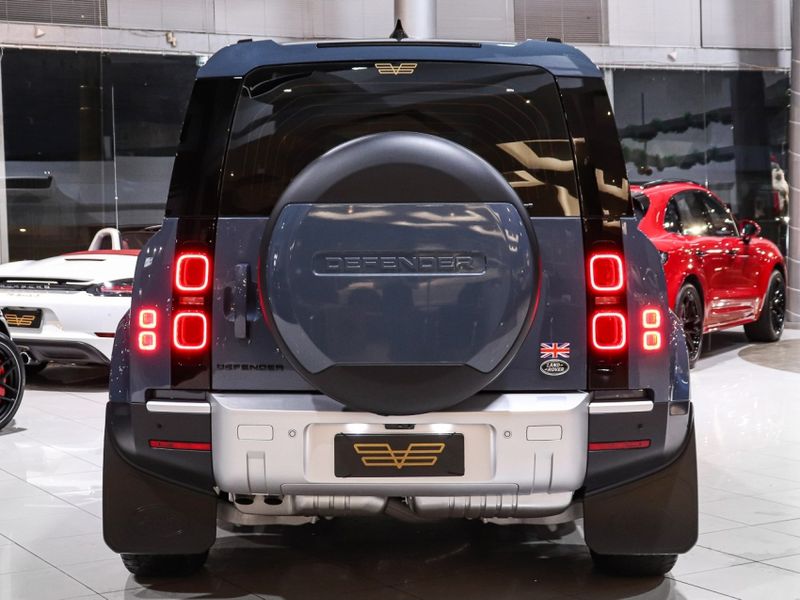 Land Rover DEFENDER 3.0 D300 TURBO DIESEL MHEV 90 HSE AWD AUTOMÁTICO 2023/2023 VIA BELLA VEÍCULOS ESPECIAIS CAXIAS DO SUL / Carros no Vale