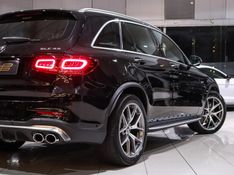 Mercedes-Benz GLC 43 AMG 3.0 V6 GASOLINA 4MATIC 9G-TRONIC 2021/2022 VIA BELLA VEÍCULOS ESPECIAIS CAXIAS DO SUL / Carros no Vale