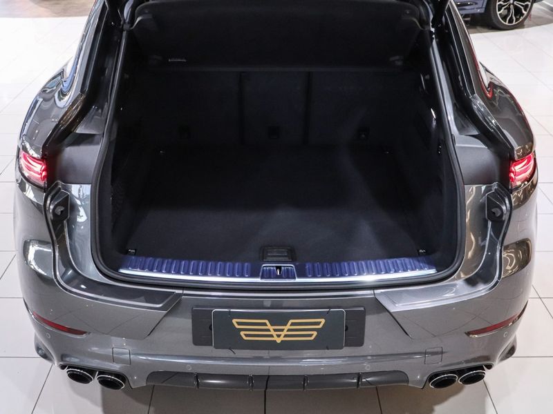 Porsche CAYENNE 4.0 V8 GASOLINA S COUPÉ AWD TIPTRONIC S 2023/2024 VIA BELLA VEÍCULOS ESPECIAIS CAXIAS DO SUL / Carros no Vale