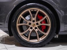 Porsche CAYENNE 4.0 V8 GASOLINA S COUPÉ AWD TIPTRONIC S 2023/2024 VIA BELLA VEÍCULOS ESPECIAIS CAXIAS DO SUL / Carros no Vale